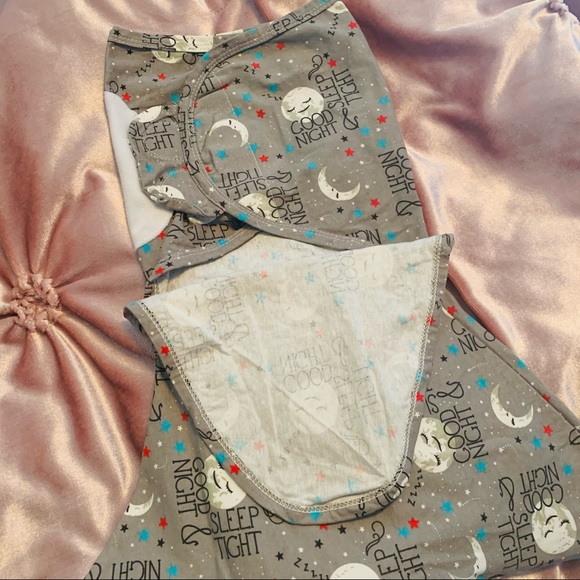 NWT | Zippy Swaddle | S-M - Picture 5 of 5